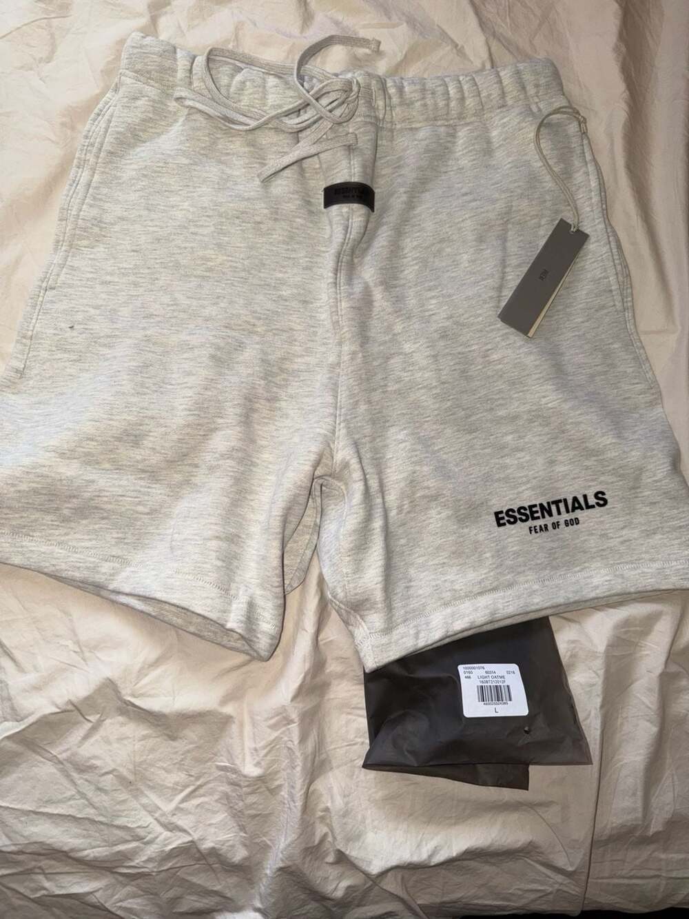 Fear of God Essentials Sweat Shorts Light Oatmeal Size L
